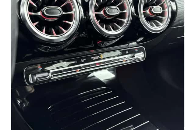 Mercedes-Benz A-Klasse (2023) thumbnail 25