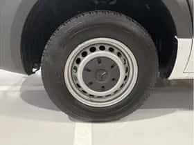Mercedes-Benz Sprinter (2024) thumbnail 12
