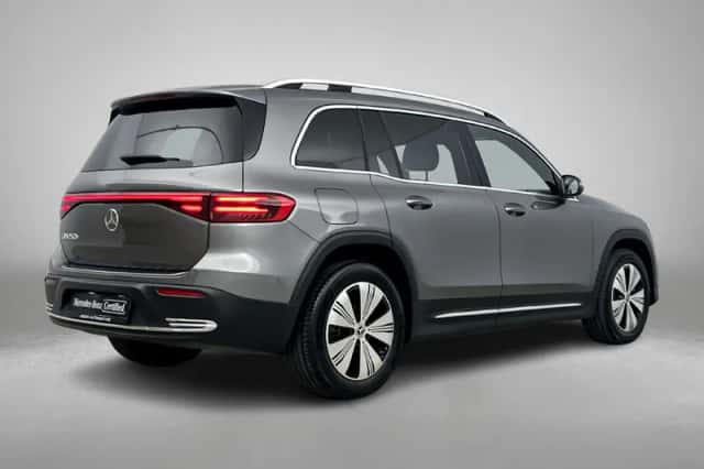 Mercedes-Benz EQB (2025) thumbnail 2