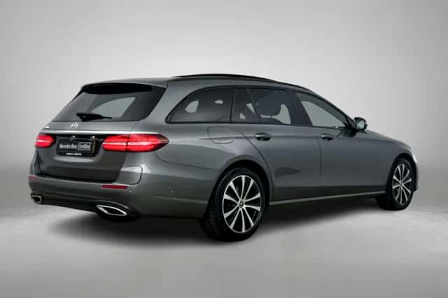 Mercedes-Benz E-Klasse (2022) thumbnail 2