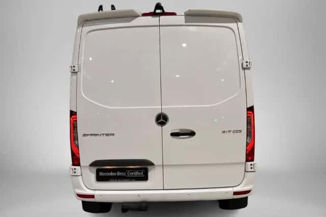 Mercedes-Benz Sprinter (2023) thumbnail 6