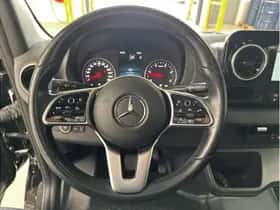 Mercedes-Benz Sprinter (2021) thumbnail 9