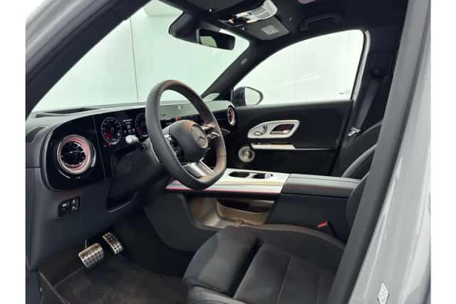 Mercedes-Benz GLB-Klasse (2026) thumbnail 9