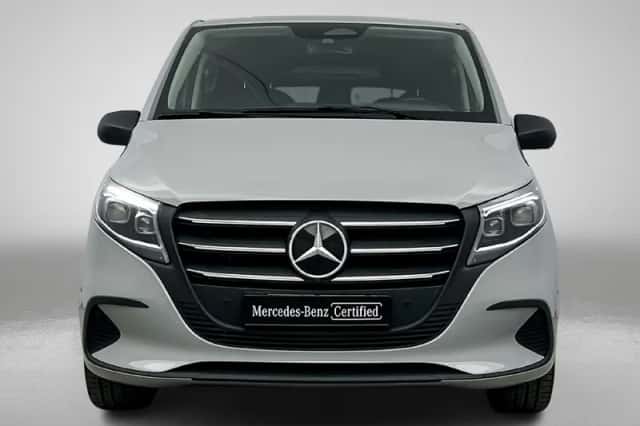 Mercedes-Benz Vito (2024) thumbnail 8