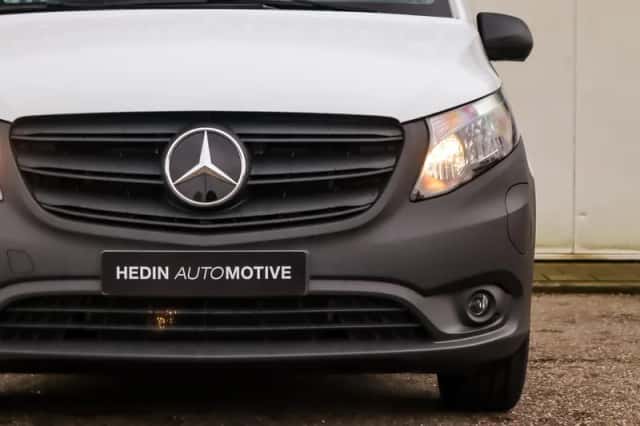 Mercedes-Benz eVito (2025) thumbnail 4