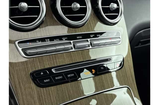 Mercedes-Benz GLC-Klasse (2018) thumbnail 32