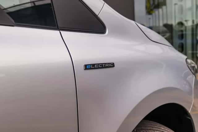 Mercedes-Benz eCitan (2024) thumbnail 8