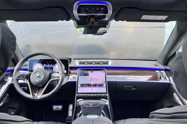 Mercedes-Benz S-Klasse (2024) thumbnail 3