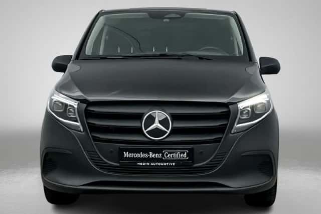 Mercedes-Benz Vito (2024) thumbnail 4