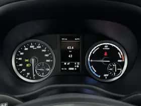 Mercedes-Benz eVito (2025) thumbnail 12