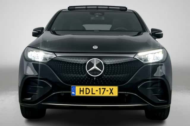 Mercedes-Benz EQE (2025) thumbnail 5