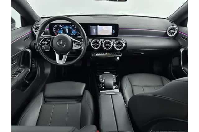 Mercedes-Benz CLA-Klasse (2021) thumbnail 3
