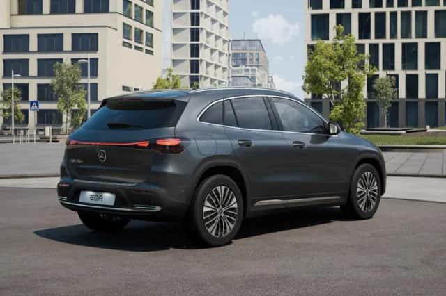 Mercedes-Benz EQA (2026) thumbnail 2
