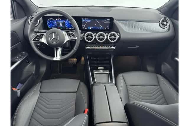 Mercedes-Benz EQA (2026) thumbnail 3