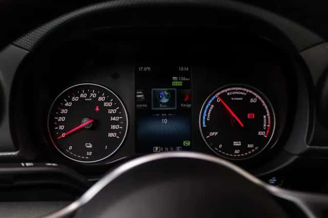 Mercedes-Benz eCitan (2025) thumbnail 24
