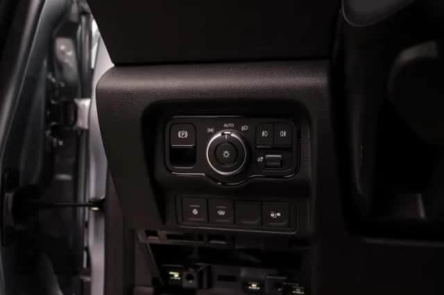 Mercedes-Benz eCitan (2025) thumbnail 33