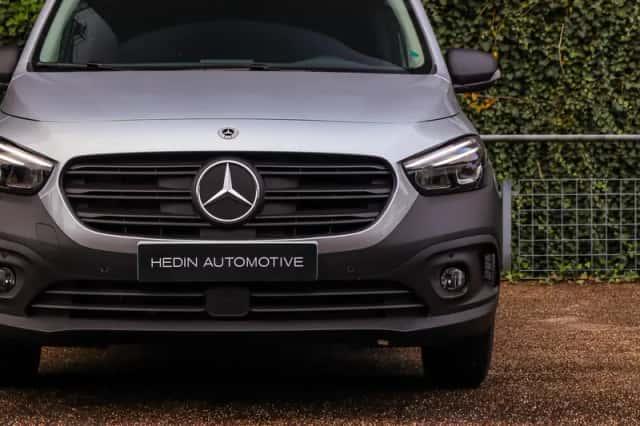 Mercedes-Benz eCitan (2025) thumbnail 34