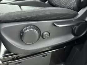 Mercedes-Benz Vito (2024) thumbnail 24
