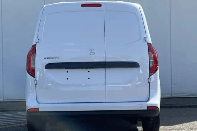 Mercedes-Benz eCitan (2026) thumbnail 6
