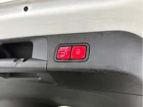 Mercedes-Benz GLB-Klasse (2024) thumbnail 24