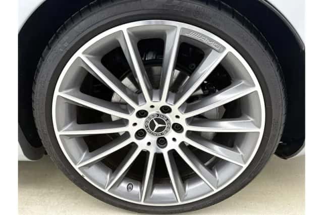 Mercedes-Benz E-Klasse (2024) thumbnail 5