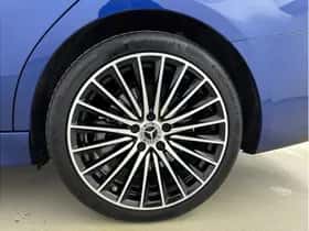 Mercedes-Benz C-Klasse (2025) thumbnail 4