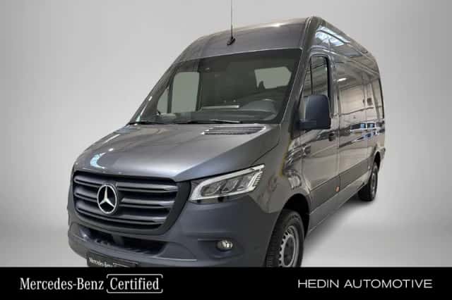 Mercedes-Benz Sprinter (2023) thumbnail 1