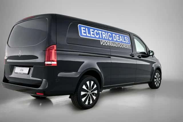 Mercedes-Benz eVito (2025) thumbnail 2
