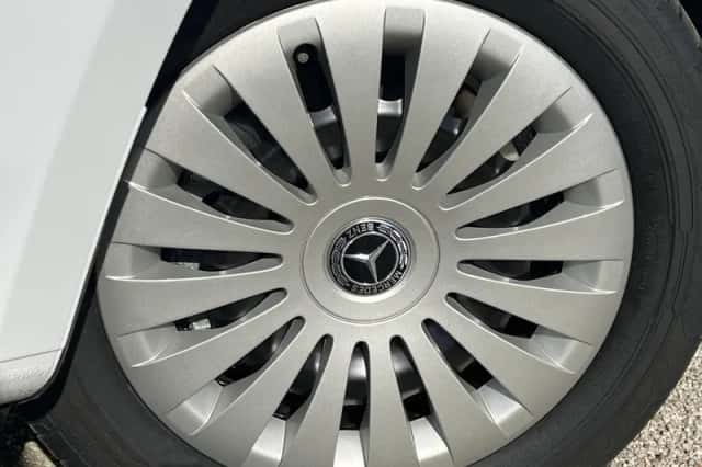 Mercedes-Benz Vito (2026) thumbnail 5