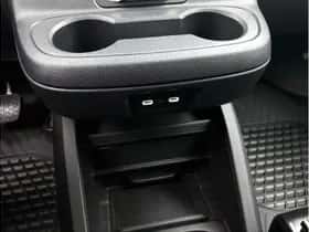Mercedes-Benz Vito (2024) thumbnail 32