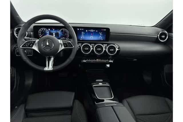 Mercedes-Benz A-Klasse (2025) thumbnail 3