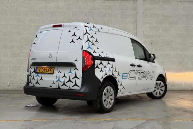 Mercedes-Benz eCitan (2025) thumbnail 2