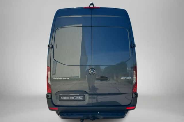 Mercedes-Benz Sprinter (2024) thumbnail 5
