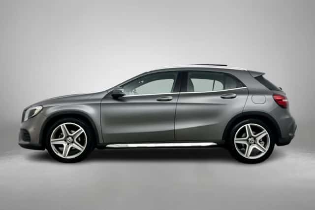 Mercedes-Benz GLA (2018) thumbnail 6