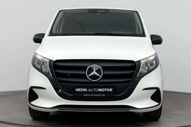 Mercedes-Benz Vito (2026) thumbnail 4