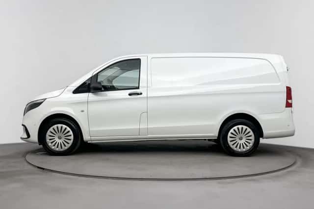 Mercedes-Benz Vito (2026) thumbnail 6