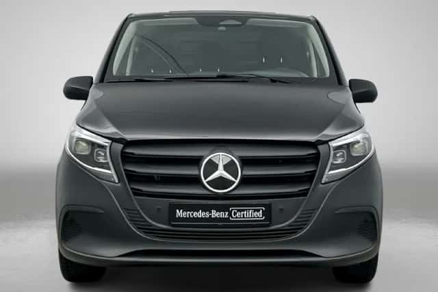 Mercedes-Benz Vito (2024) thumbnail 4