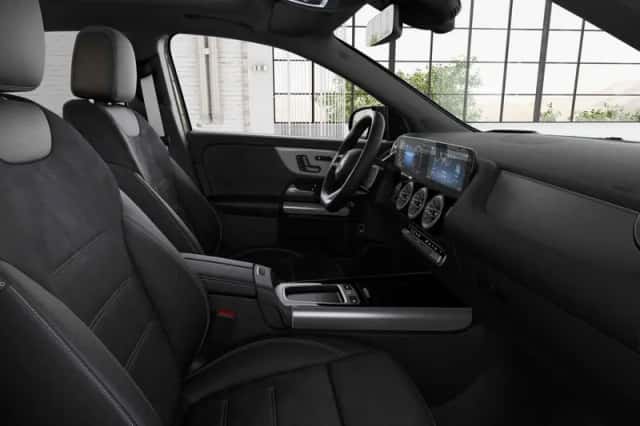 Mercedes-Benz GLA (2026) thumbnail 5