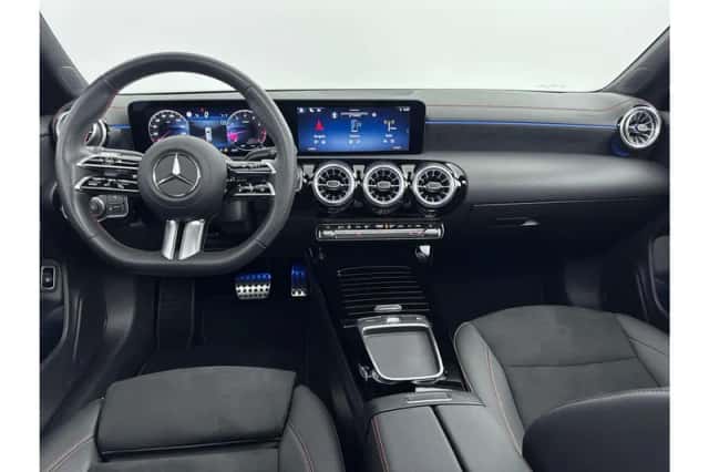 Mercedes-Benz CLA-Klasse (2025) thumbnail 3