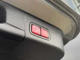 Mercedes-Benz EQB (2025) thumbnail 13