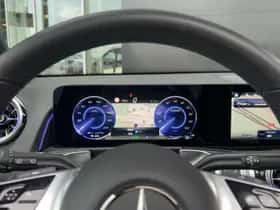 Mercedes-Benz EQB (2025) thumbnail 14