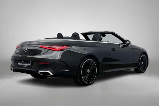 Mercedes-Benz CLE (2025) thumbnail 2