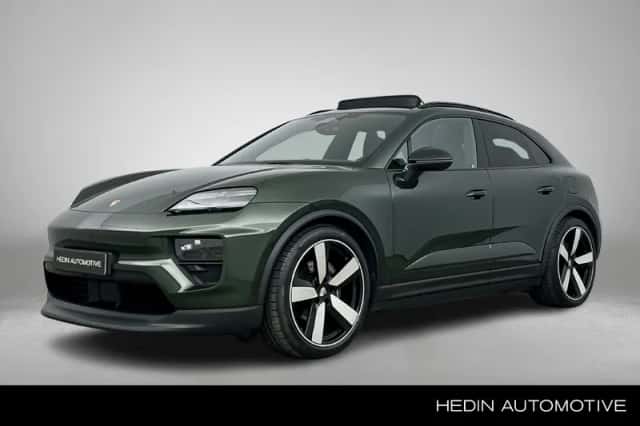 Porsche Macan (2024) thumbnail 1