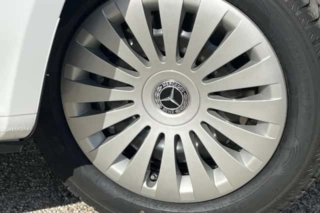 Mercedes-Benz Vito (2026) thumbnail 3