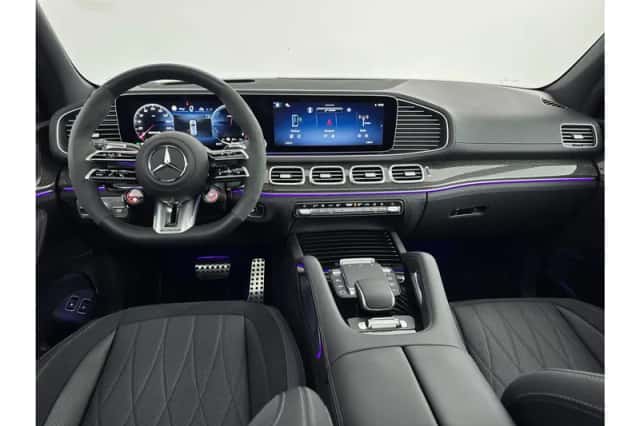 Mercedes-Benz GLE (2025) thumbnail 3