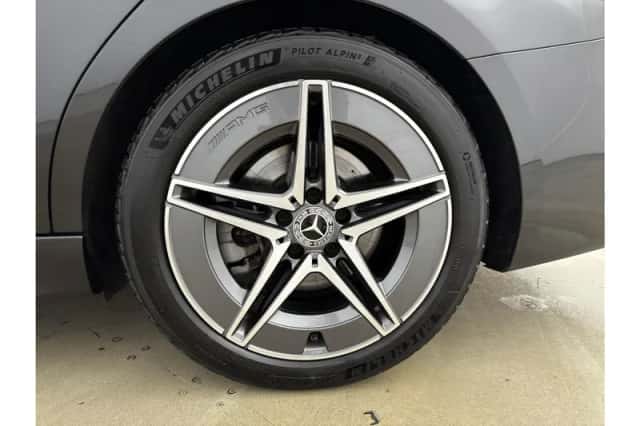 Mercedes-Benz C-Klasse (2021) thumbnail 4