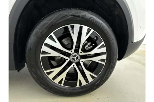 Mercedes-Benz GLA (2025) thumbnail 4