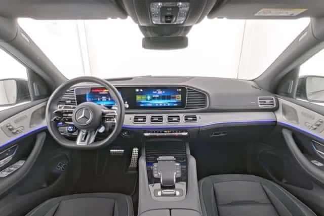 Mercedes-Benz GLE (2025) thumbnail 3