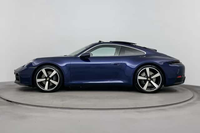 Porsche 911 (2025) thumbnail 6