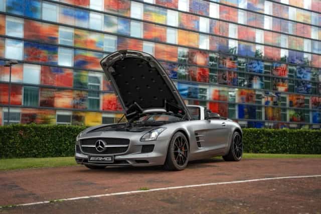 Mercedes-Benz SLS AMG (2013) thumbnail 2